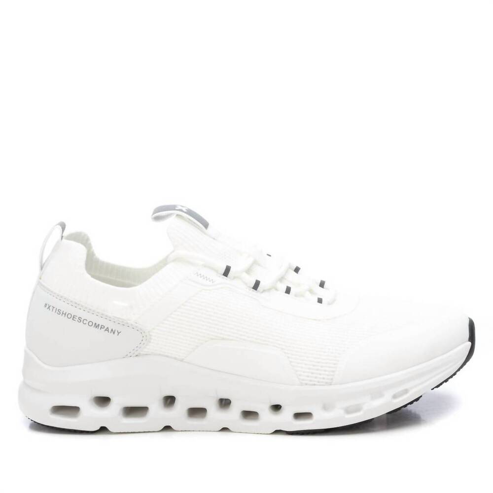 NEW XTI men's performance comfort sneakers with airsole in white